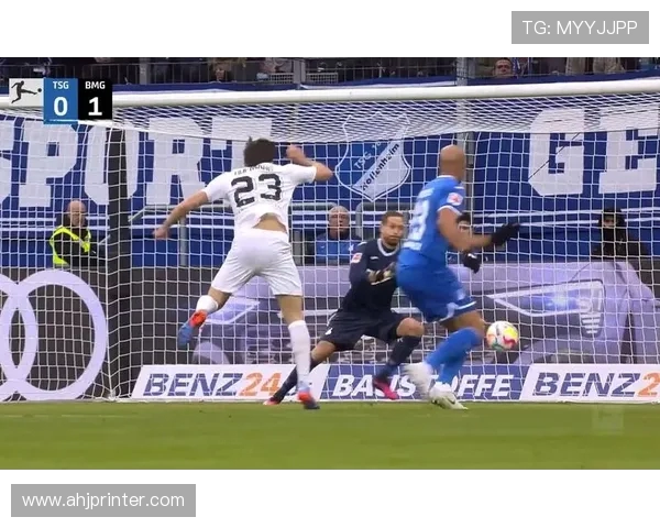 科瓦奇誓借主场与球迷之力力克门兴收官德甲半程冬歇前关键战 科瓦奇誓借主场与球迷之力力克门兴收官德甲半程冬歇前关键战